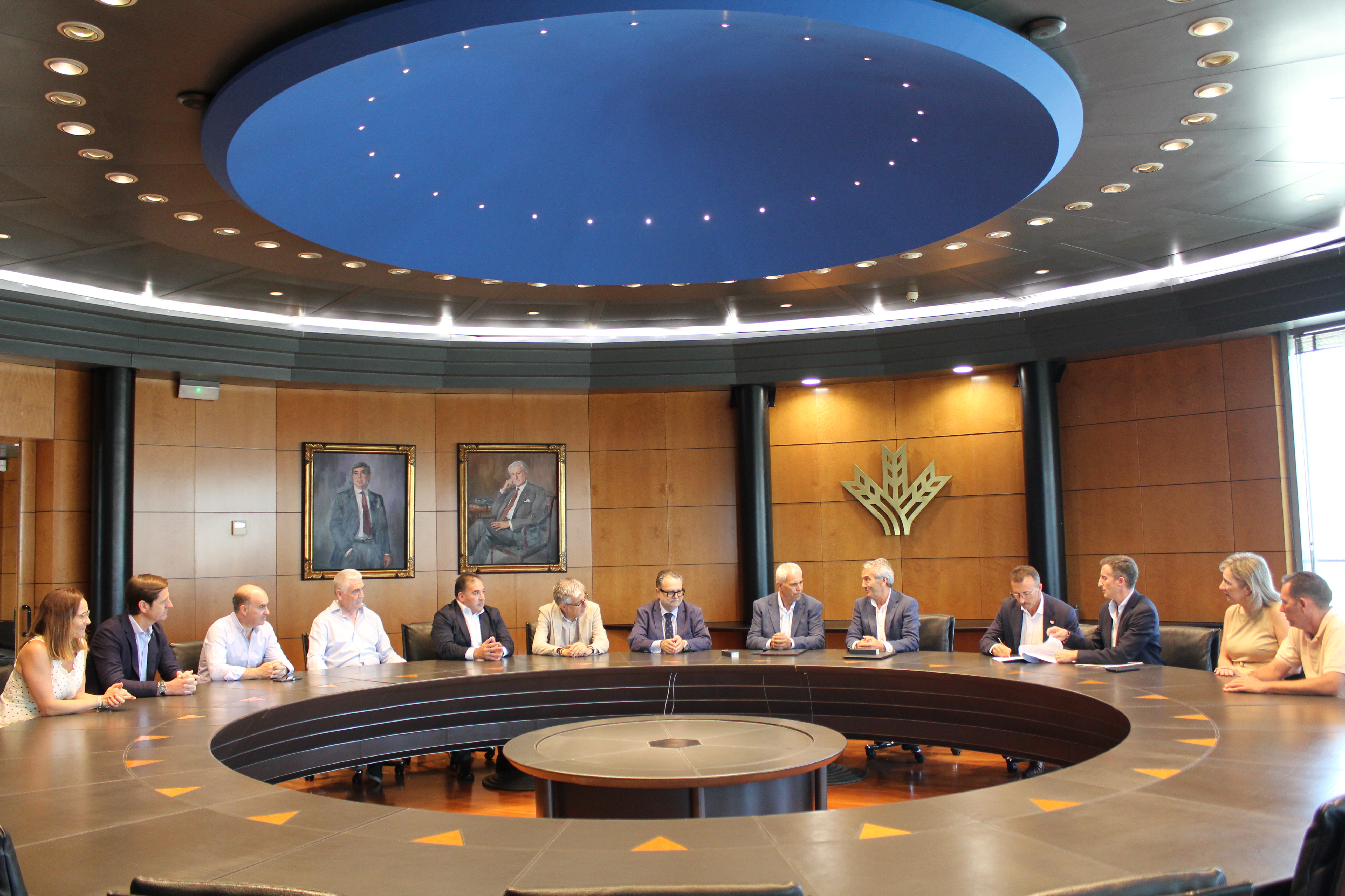Firma de Cooperativas Agroalimentarias para impulsar el sector agrario Firma de Cooperativas Agroalimentarias para impulsar el sector agrario