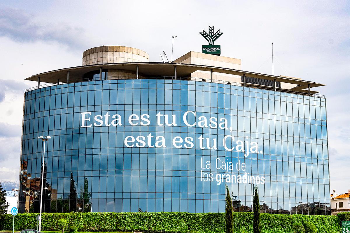 Sede Caja Rural Granada - Esta es tu Casa, esta es tu Caja. La Caja de los granadinos