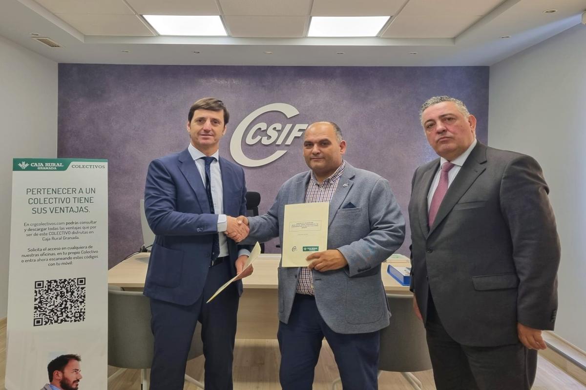 Caja Rural Granada y CSIF Málaga renuevan su convenio de colaboración para brindar productos y condiciones preferentes a sus afiliados