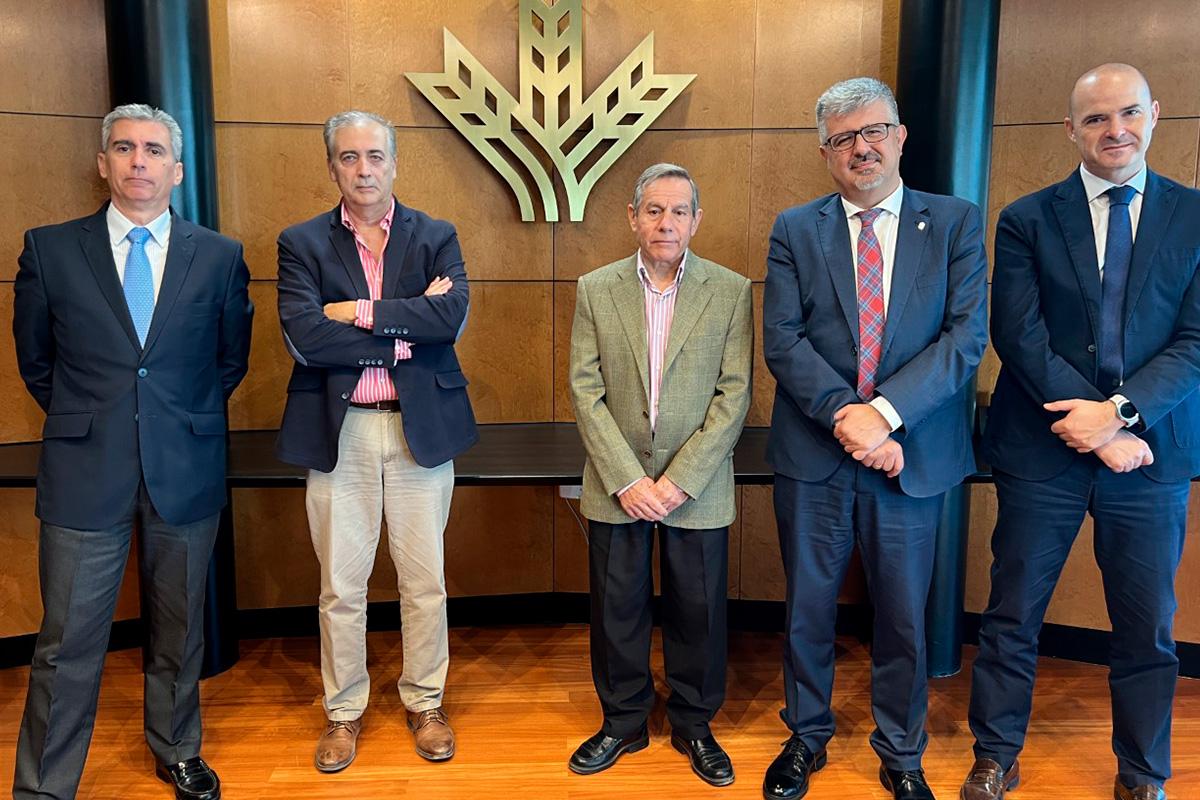 Caja Rural Granada y el Colegio Oficial de Ingenieros Industriales Superiores renuevan su acuerdo de colaboración