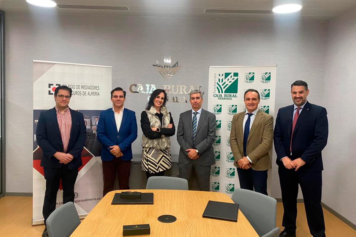 Caja Rural Granada firma un acuerdo de colaboración con el Colegio de Mediadores de Seguros de Almería