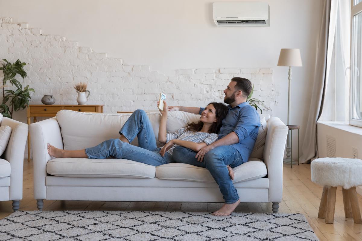 Aire acondicionado y factura eléctrica: trucos para gastar menos este verano