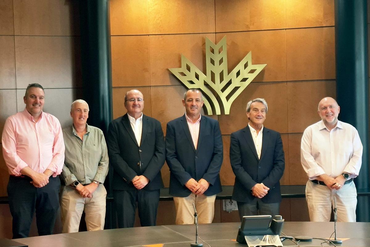 Caja Rural Granada y Covirán renuevan su convenio de colaboración con ventajas para socios y empleados