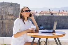 Autónomos y vacaciones, cómo parar unos días sin que el negocio entre en pánico